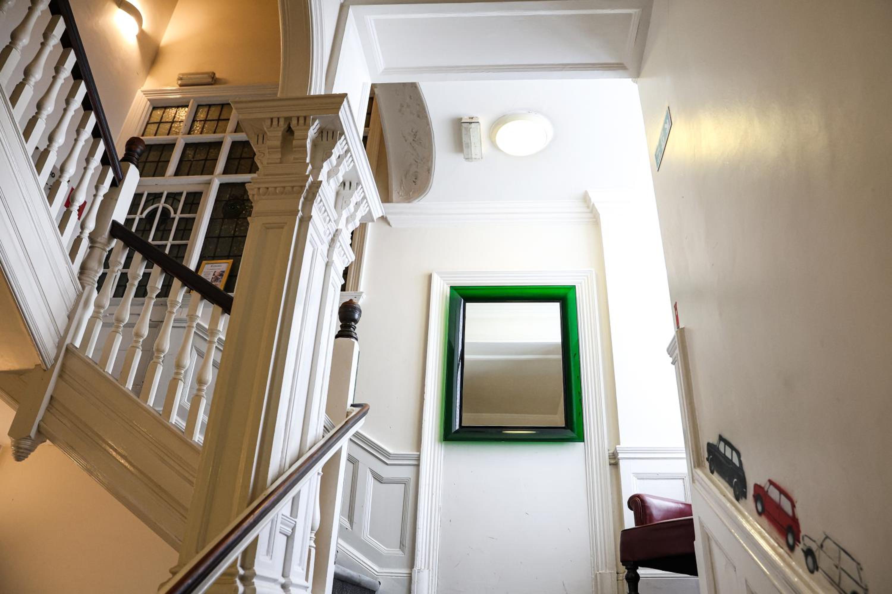 Astor Hyde Park Hostel