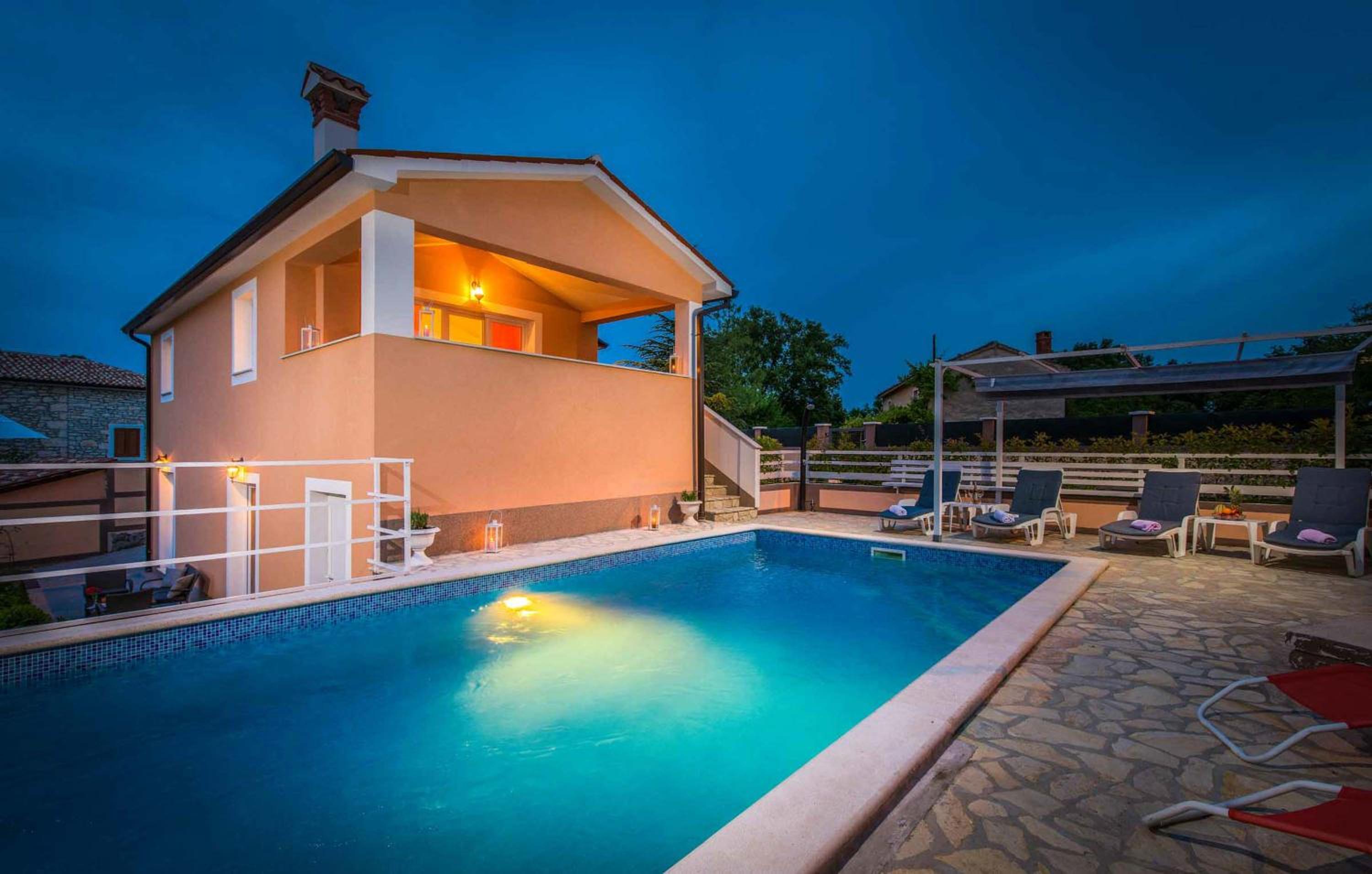 Villa Twilight Orange