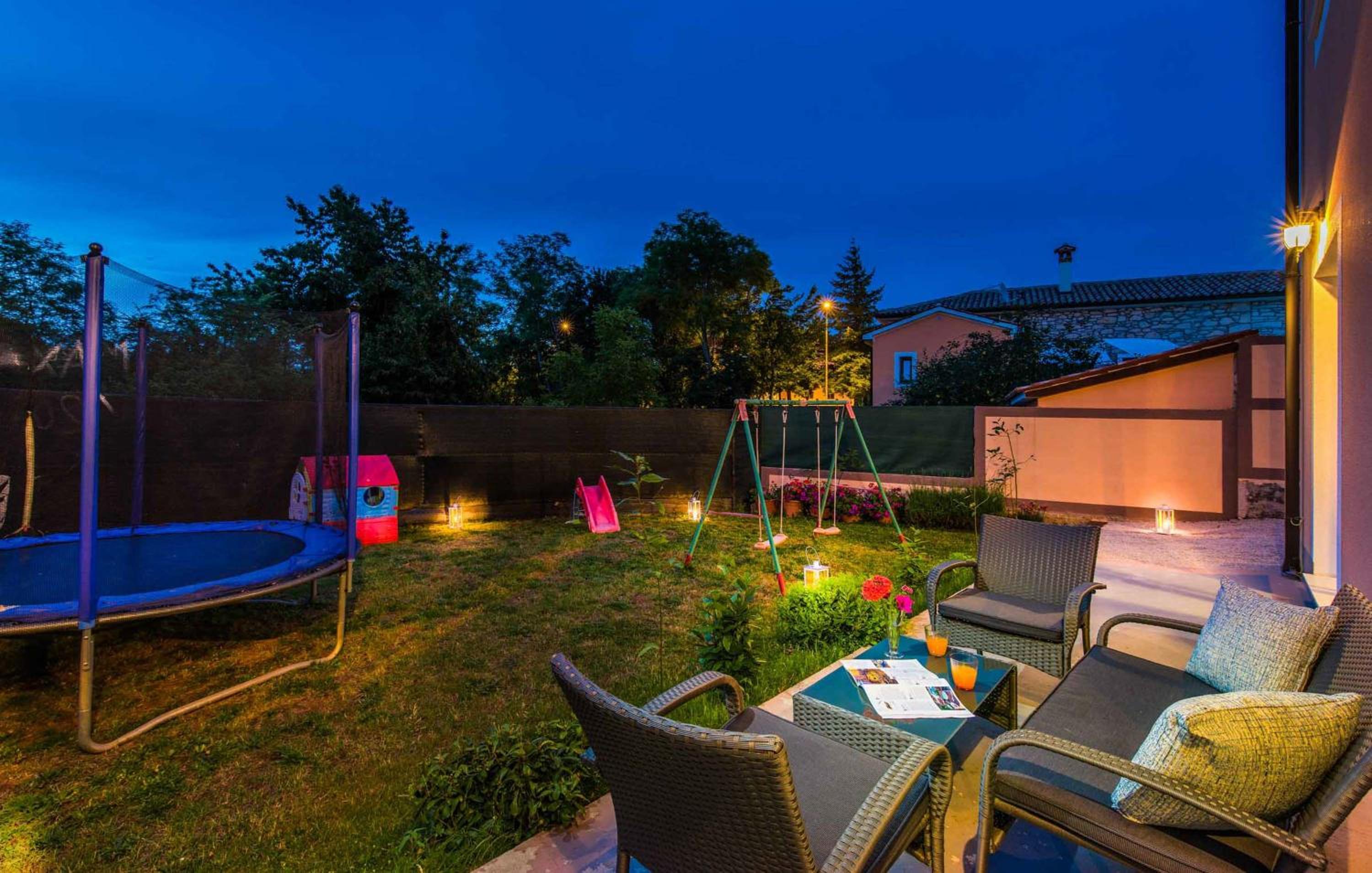 Villa Twilight Orange