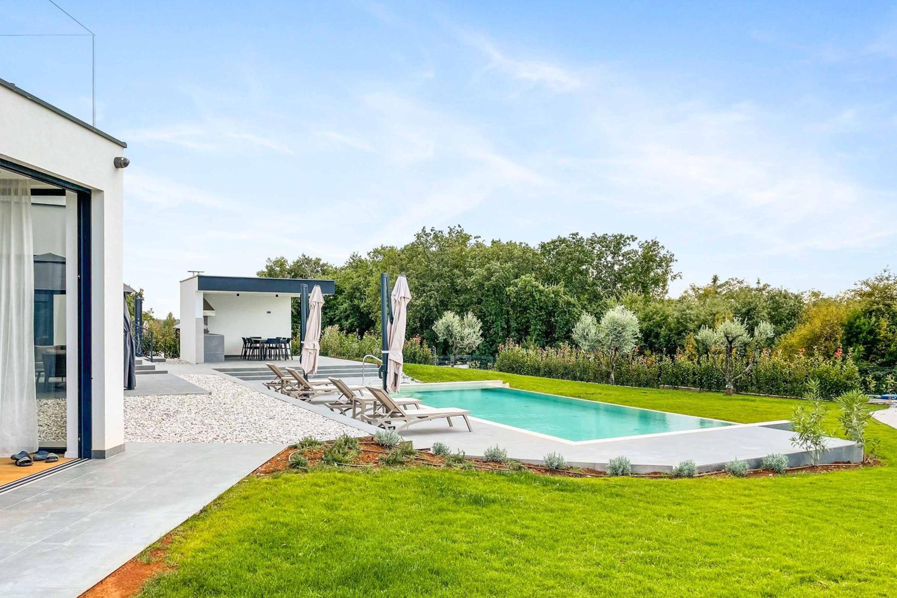 Villa Nura