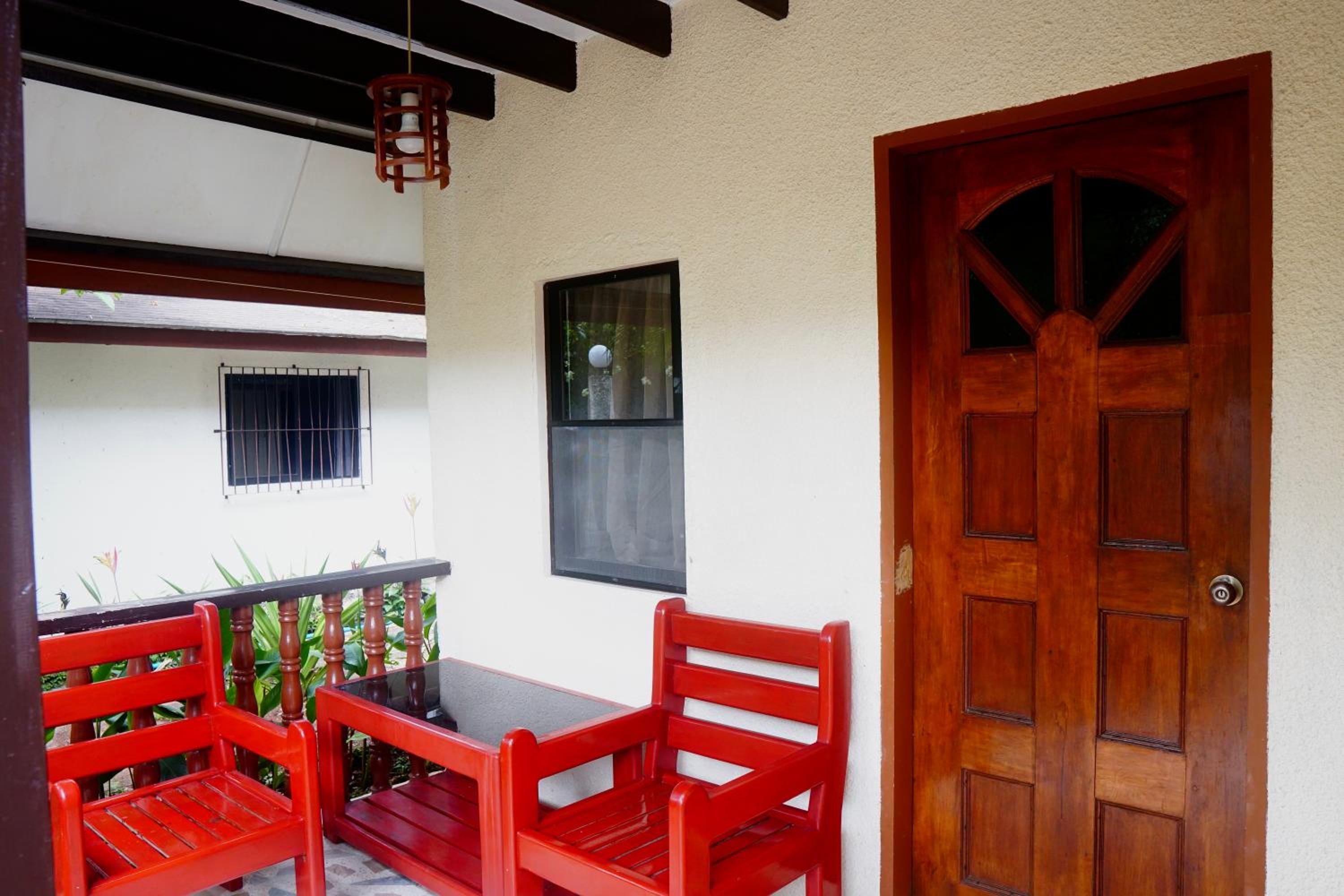 Nature Haven Villa - Flower Garden