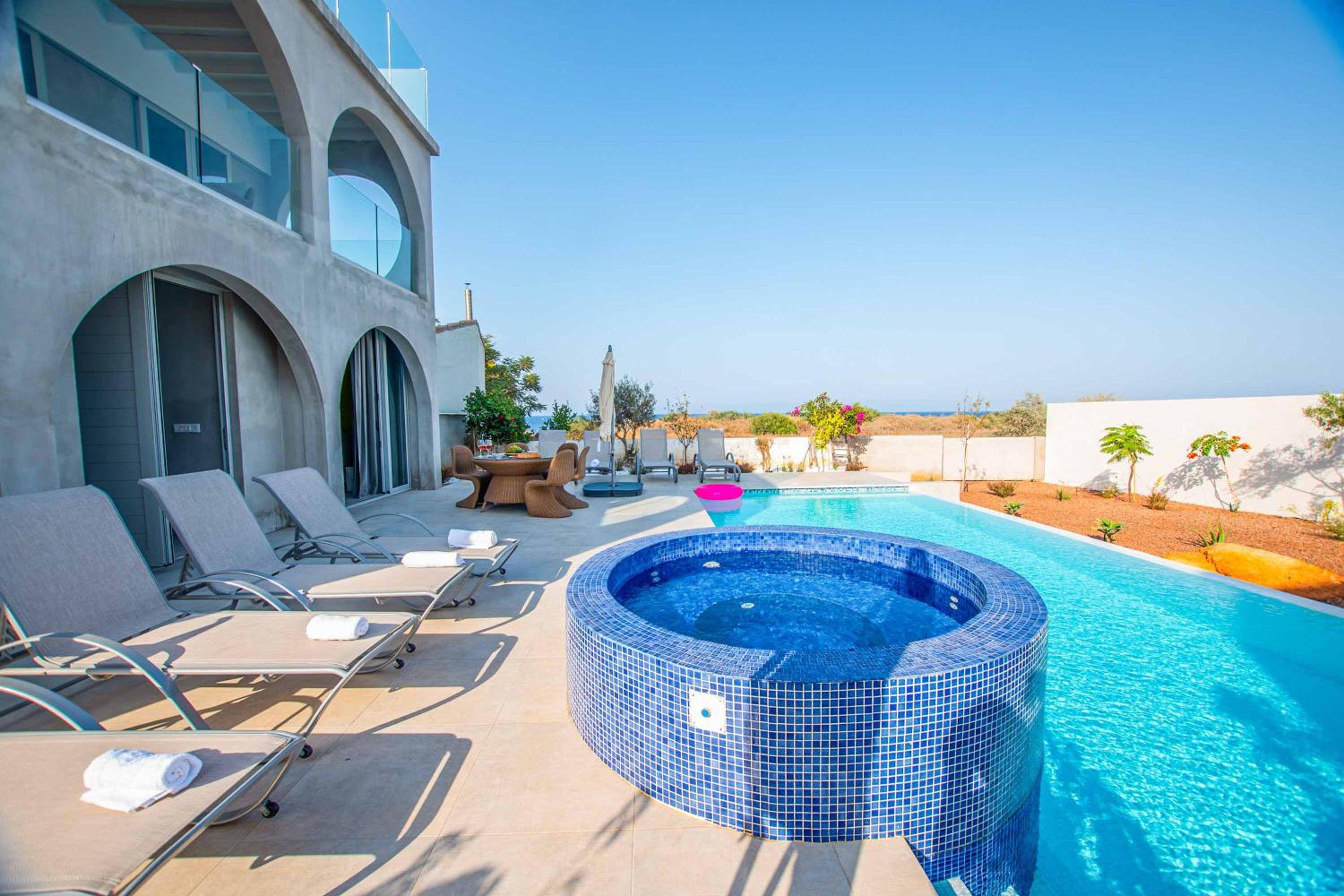 Art House by the Sea view 3