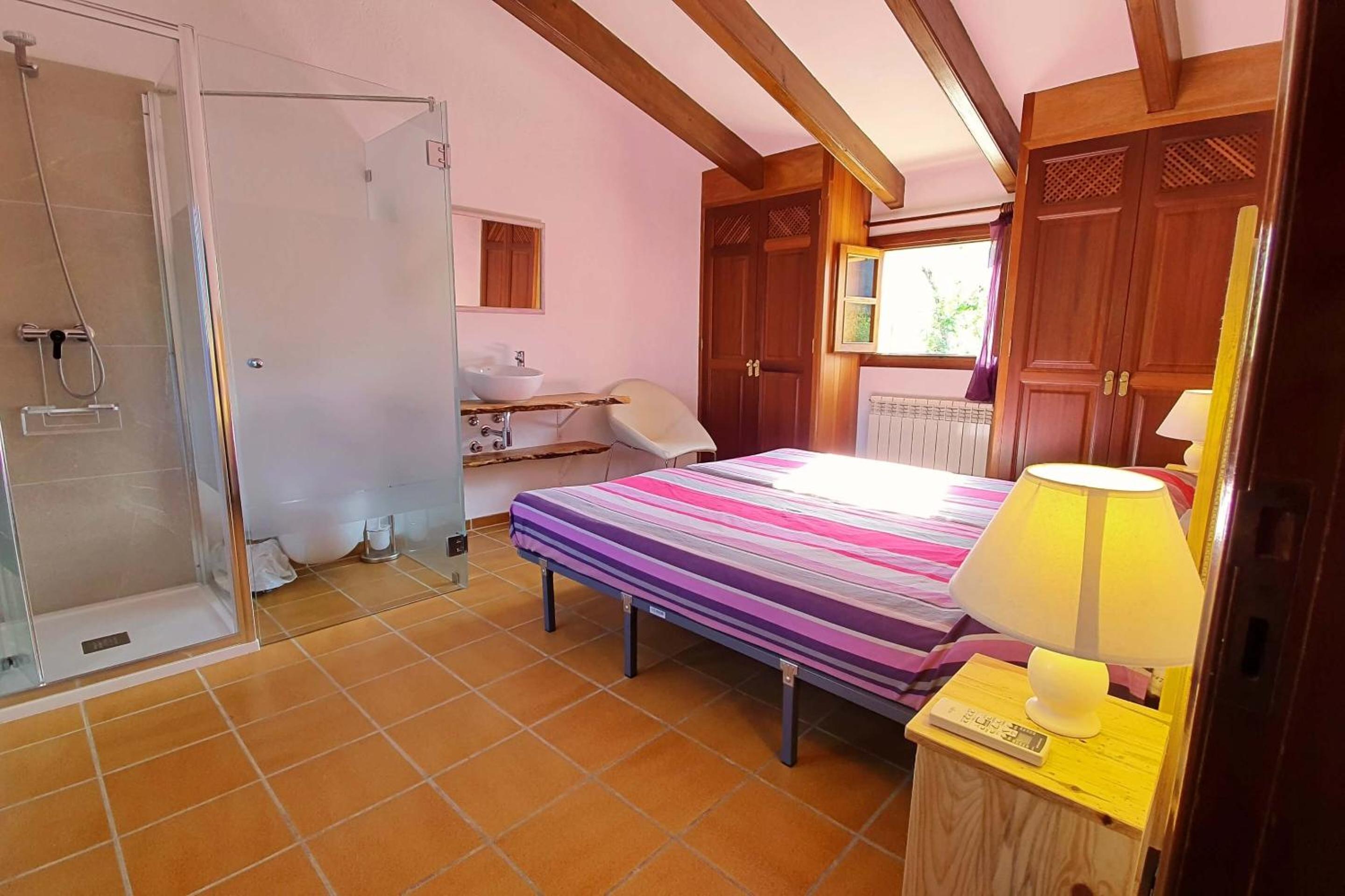 Delightful Mallorca Villa Colonya 3 Bedrooms Amazing Mountain Countryside Views Puerto de Pollensa