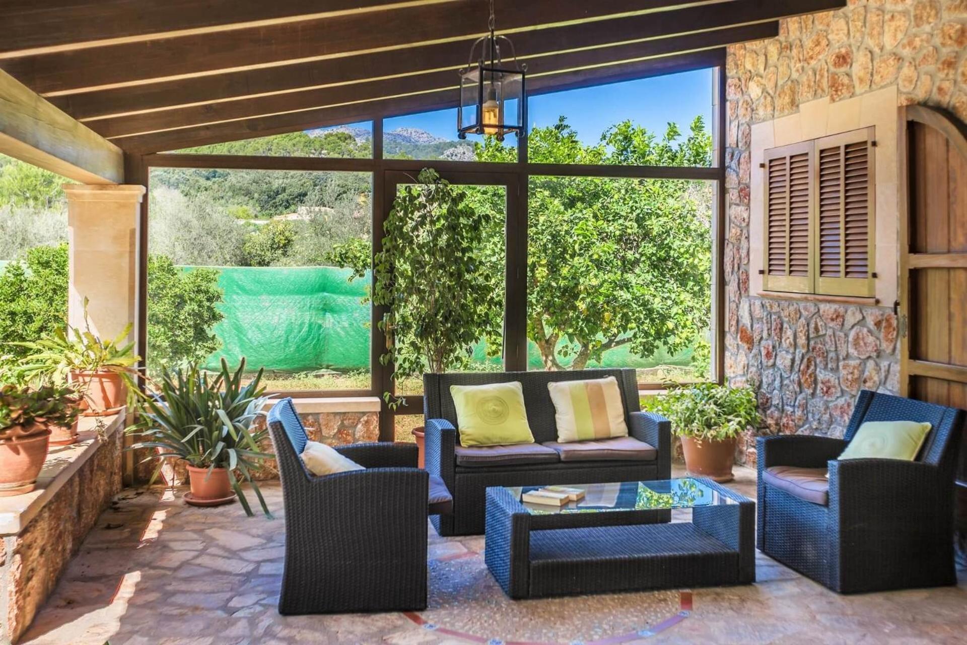 Delightful Mallorca Villa Colonya 3 Bedrooms Amazing Mountain Countryside Views Puerto de Pollensa