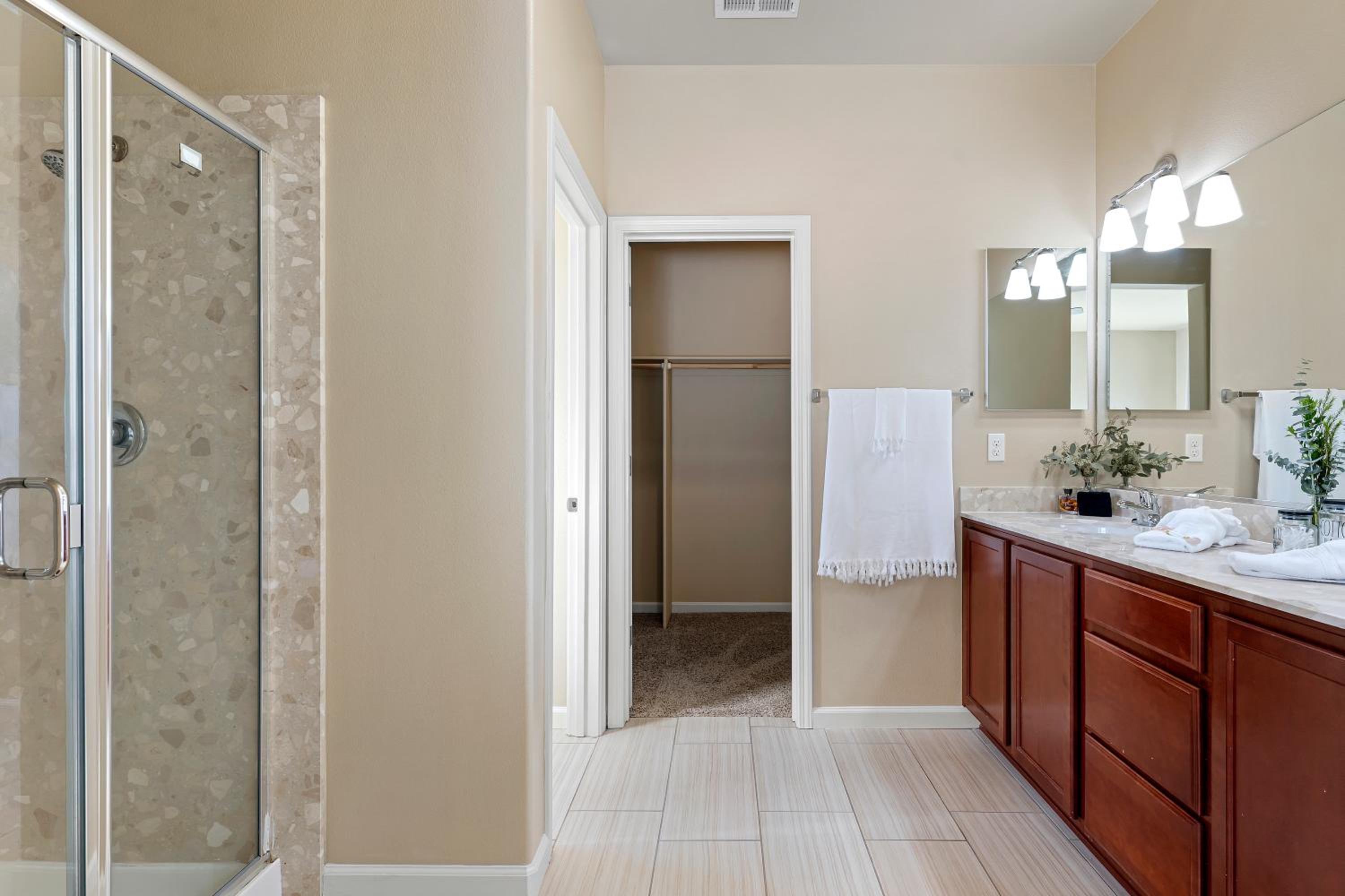 High End Midtown Home With Fireplace And Ensuite Baths view 5