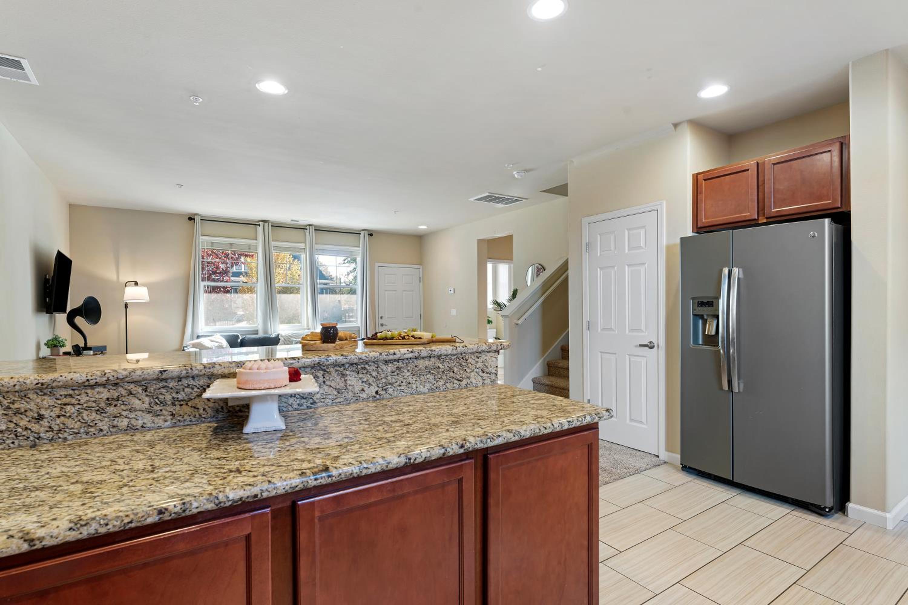 High End Midtown Home With Fireplace And Ensuite Baths view 4
