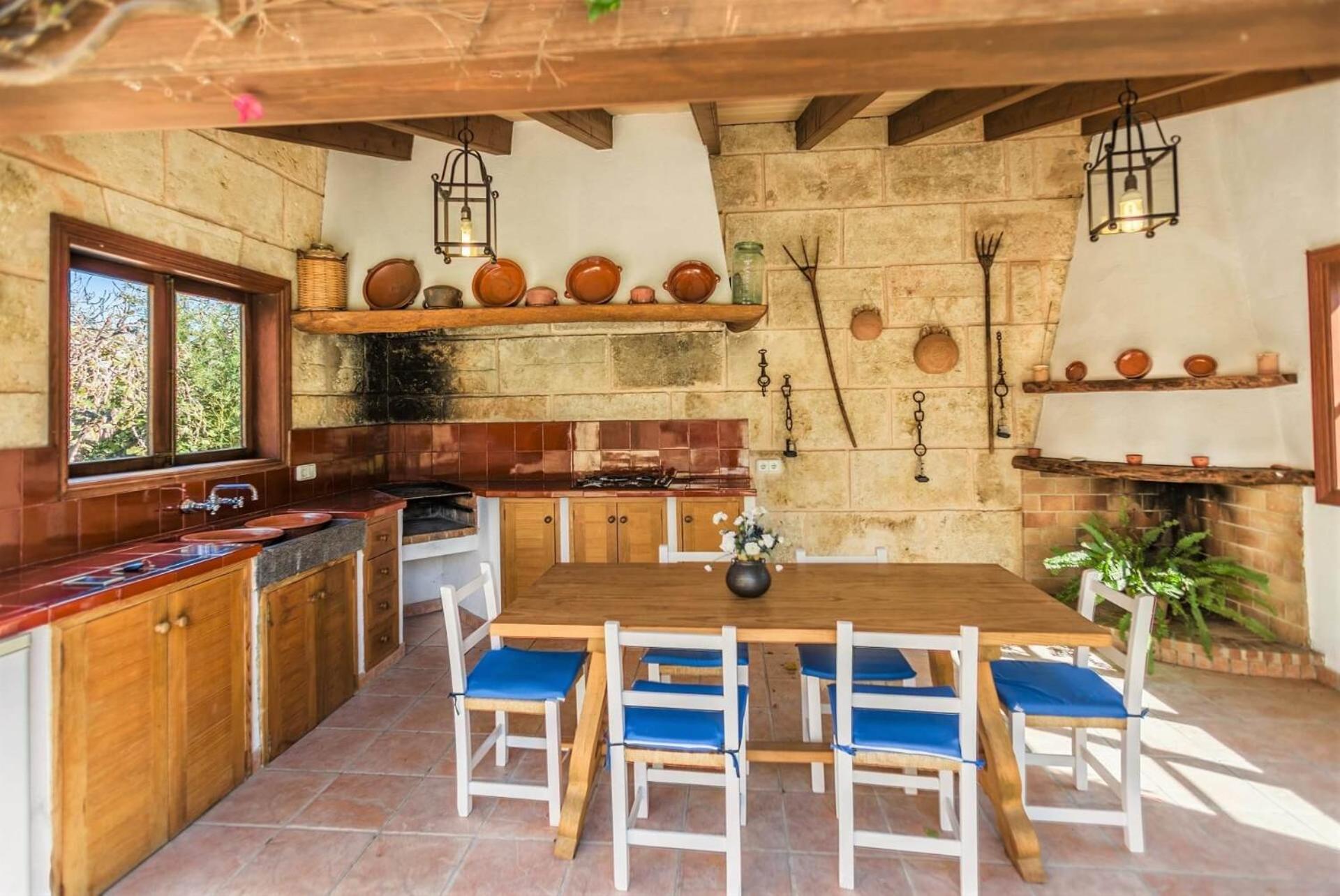 Delightful Mallorca Villa Colonya 3 Bedrooms Amazing Mountain Countryside Views Puerto de Pollensa