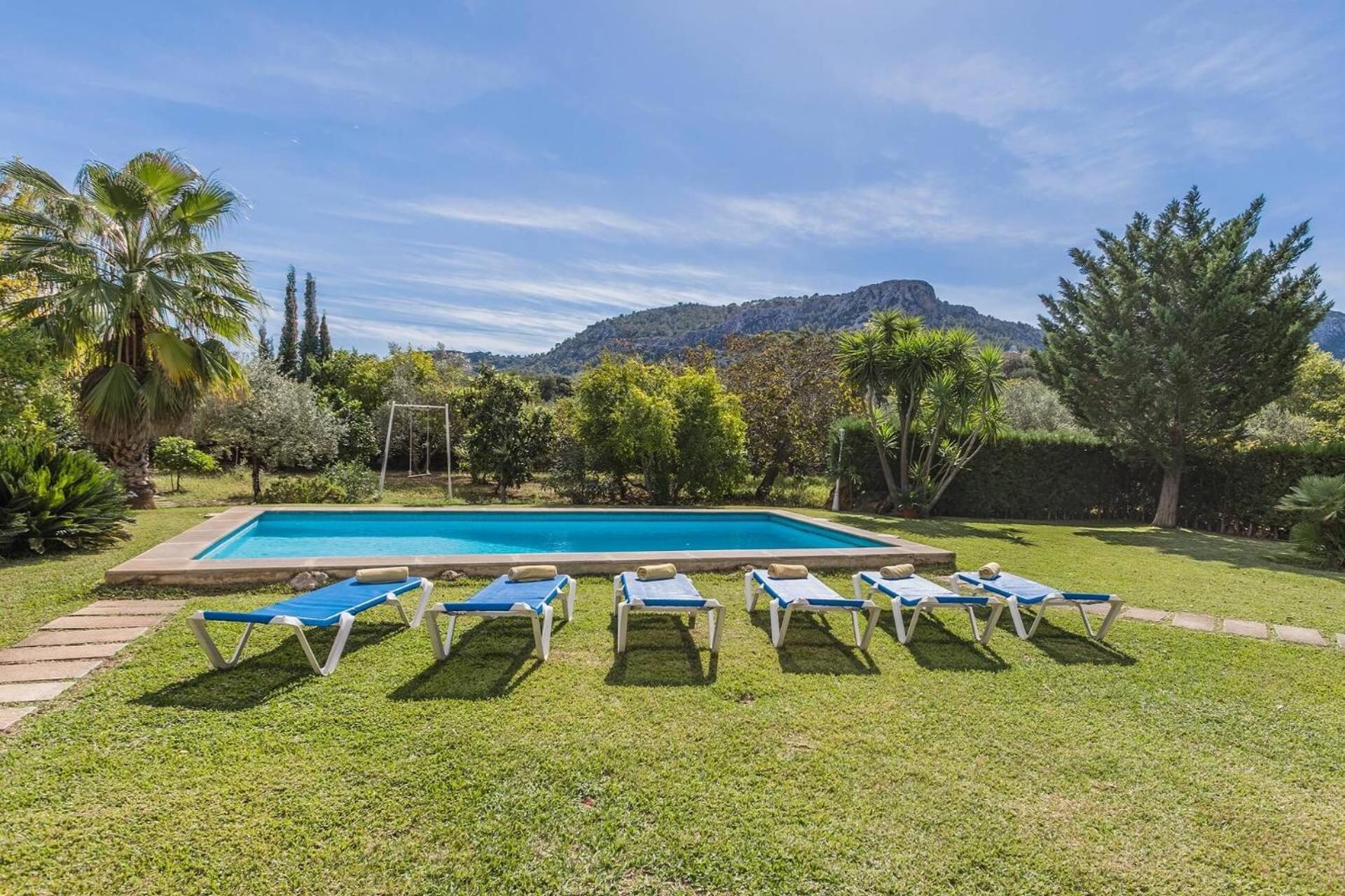 Delightful Mallorca Villa Colonya 3 Bedrooms Amazing Mountain Countryside Views Puerto de Pollensa
