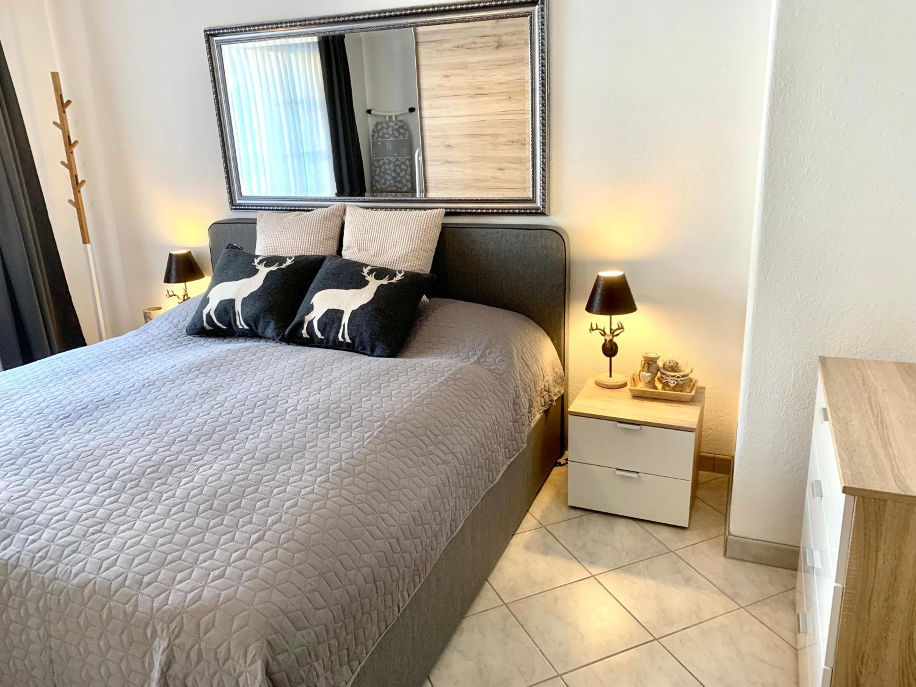 Holiday Apartment Gian - close to the Kongresshaus, the ice hockey stadium, cross-country skiing, the Eau-la-la indoor pool and wellness, large supermarket view 3