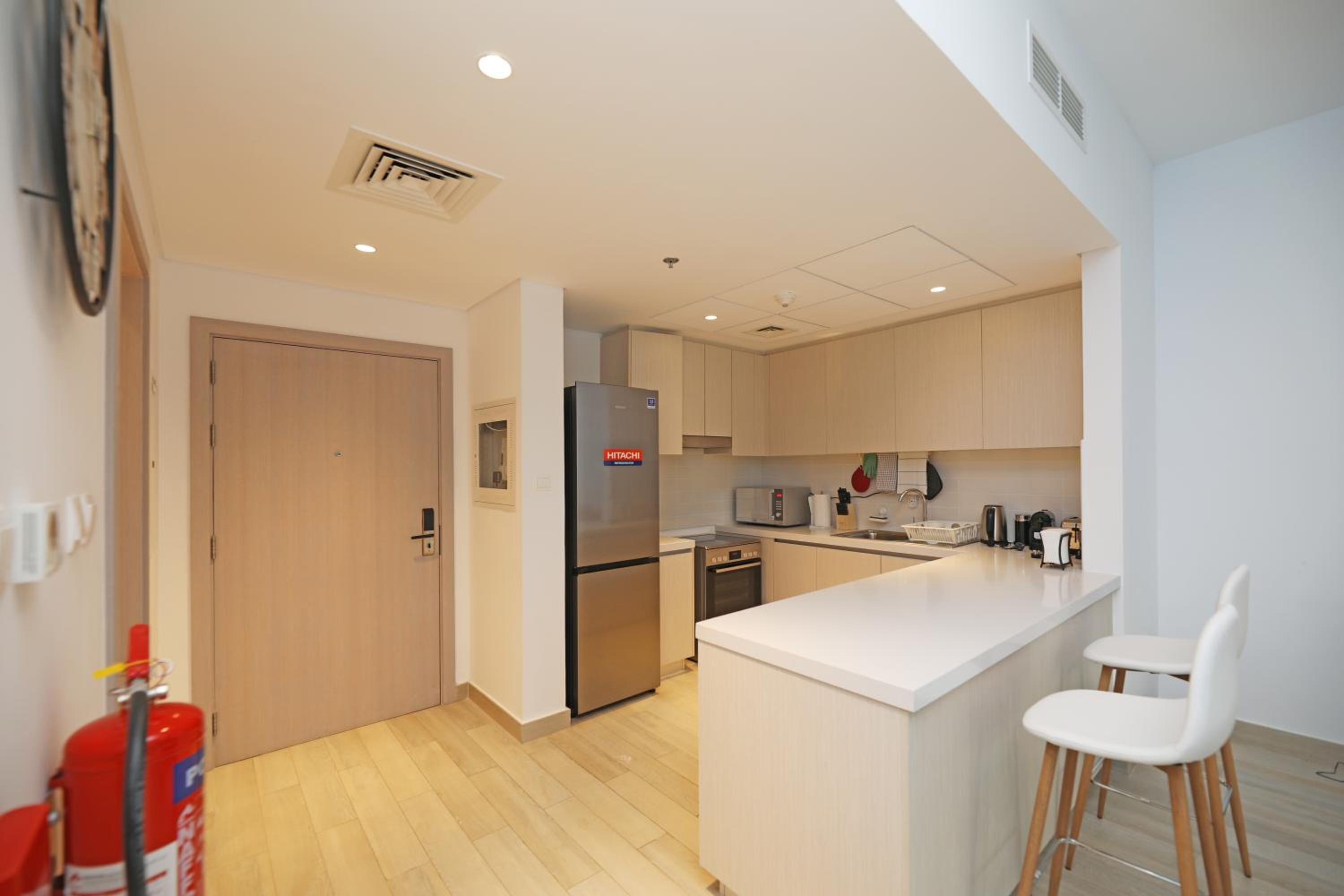 Yas Island - 2 Bedrooms, 2 toilet with shared Pool & Parking