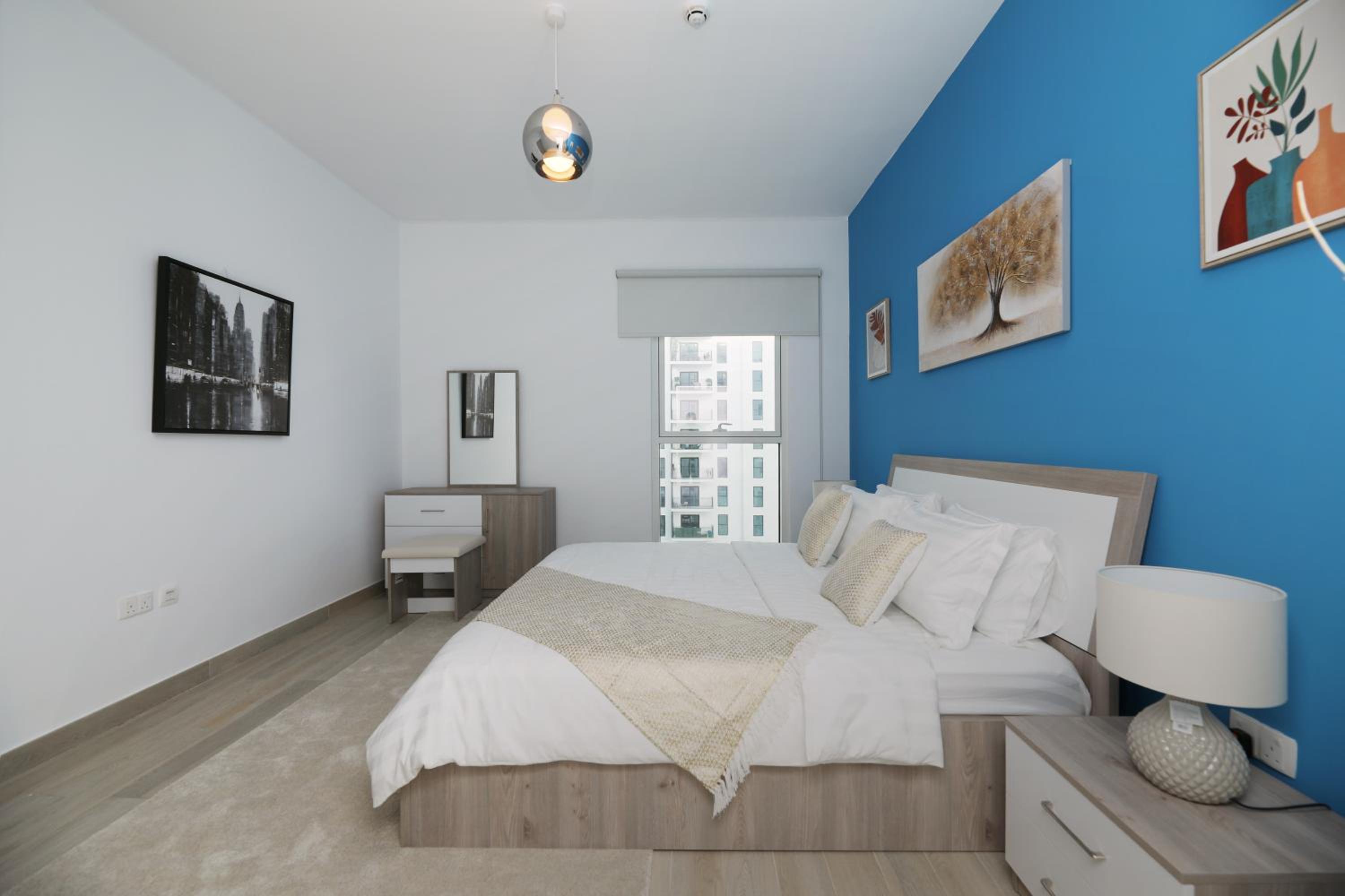 Yas Island - 2 Bedrooms, 2 toilet with shared Pool & Parking