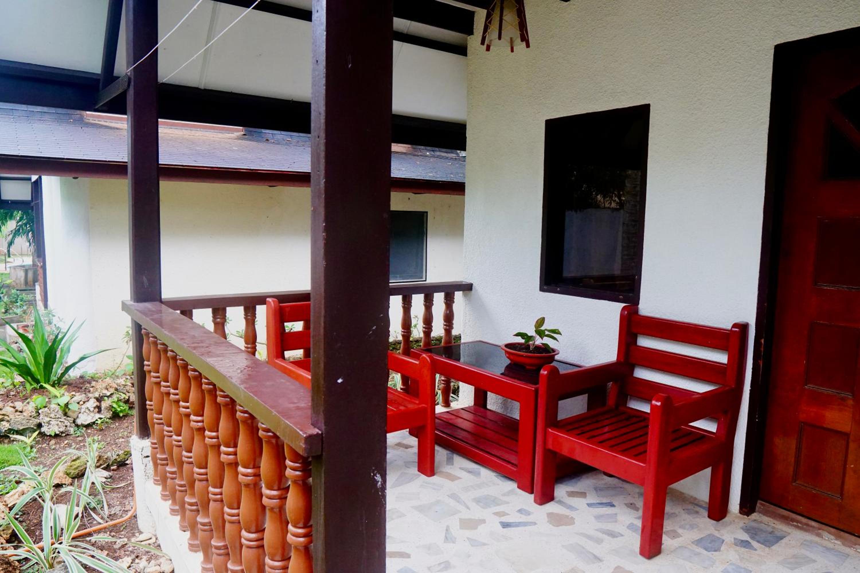 Nature Haven Villa - Flower Garden