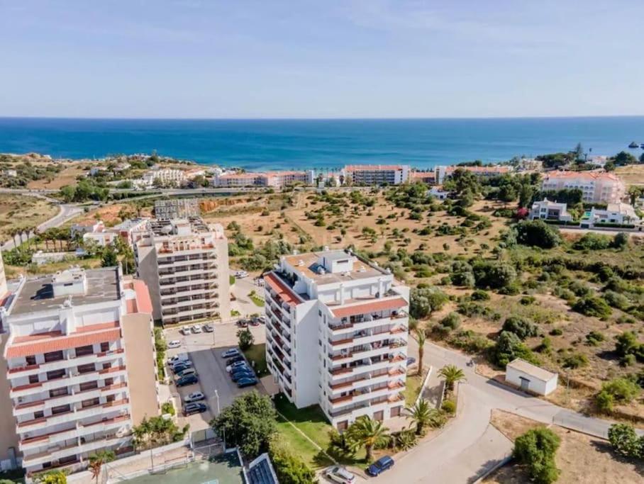 Cozy apartment with seaview 300m from Vau beach