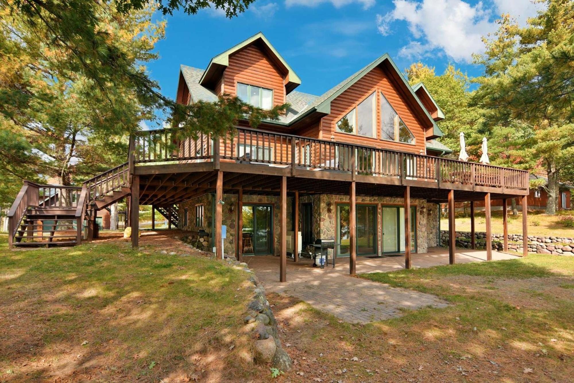 Majestic Moose Lodge home
