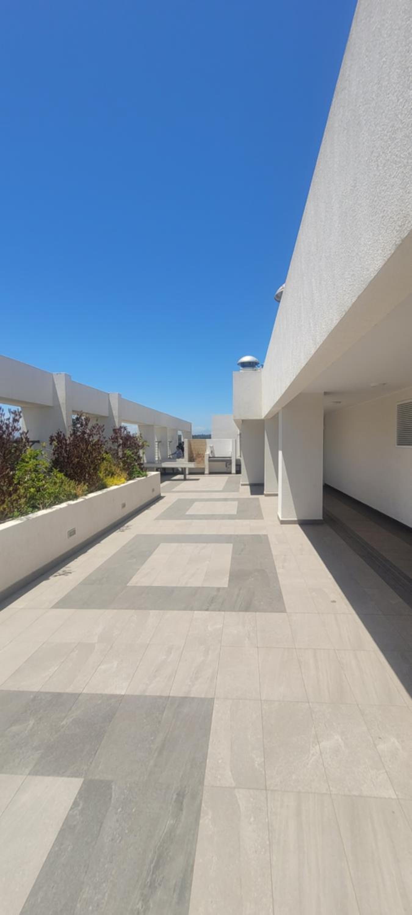 Edmundo Eluchans plaza 2066 Reñaca
