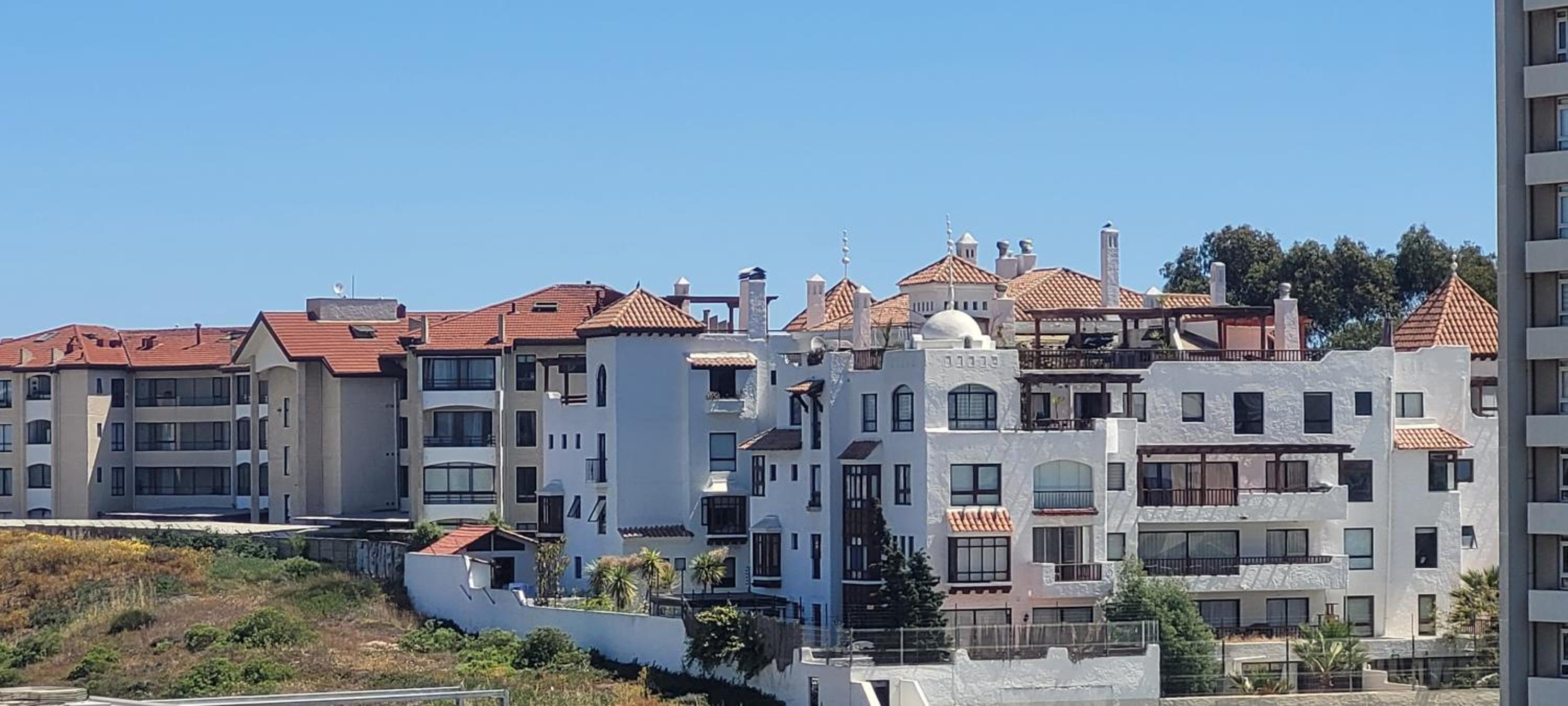 Edmundo Eluchans plaza 2066 Reñaca