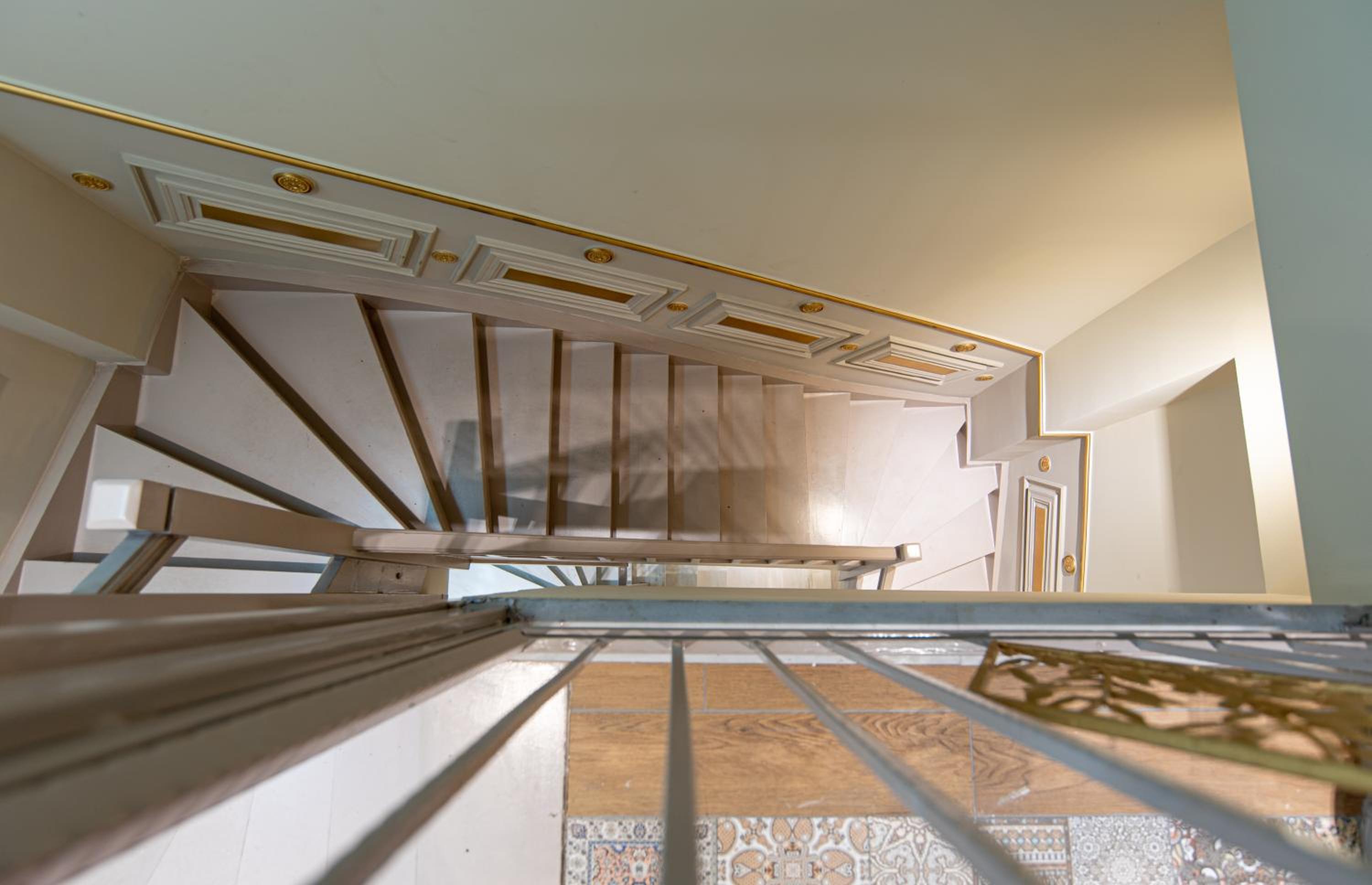 Royal Apartment