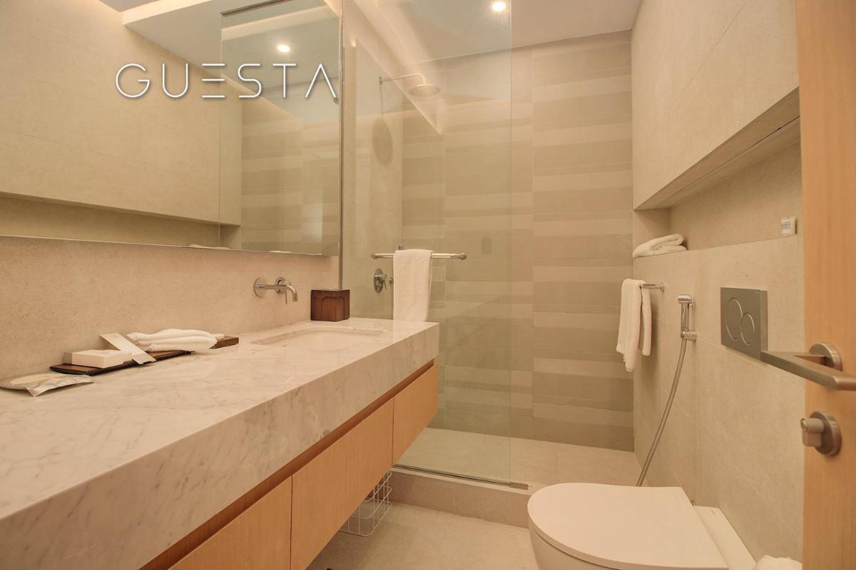 Royal Amwaj Apartments at Anantara, Palm Jumeirah, Free beach and pool access