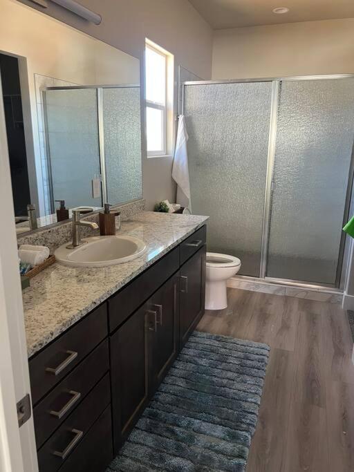 Water Canyon 4bd3Bath HotTubDeck