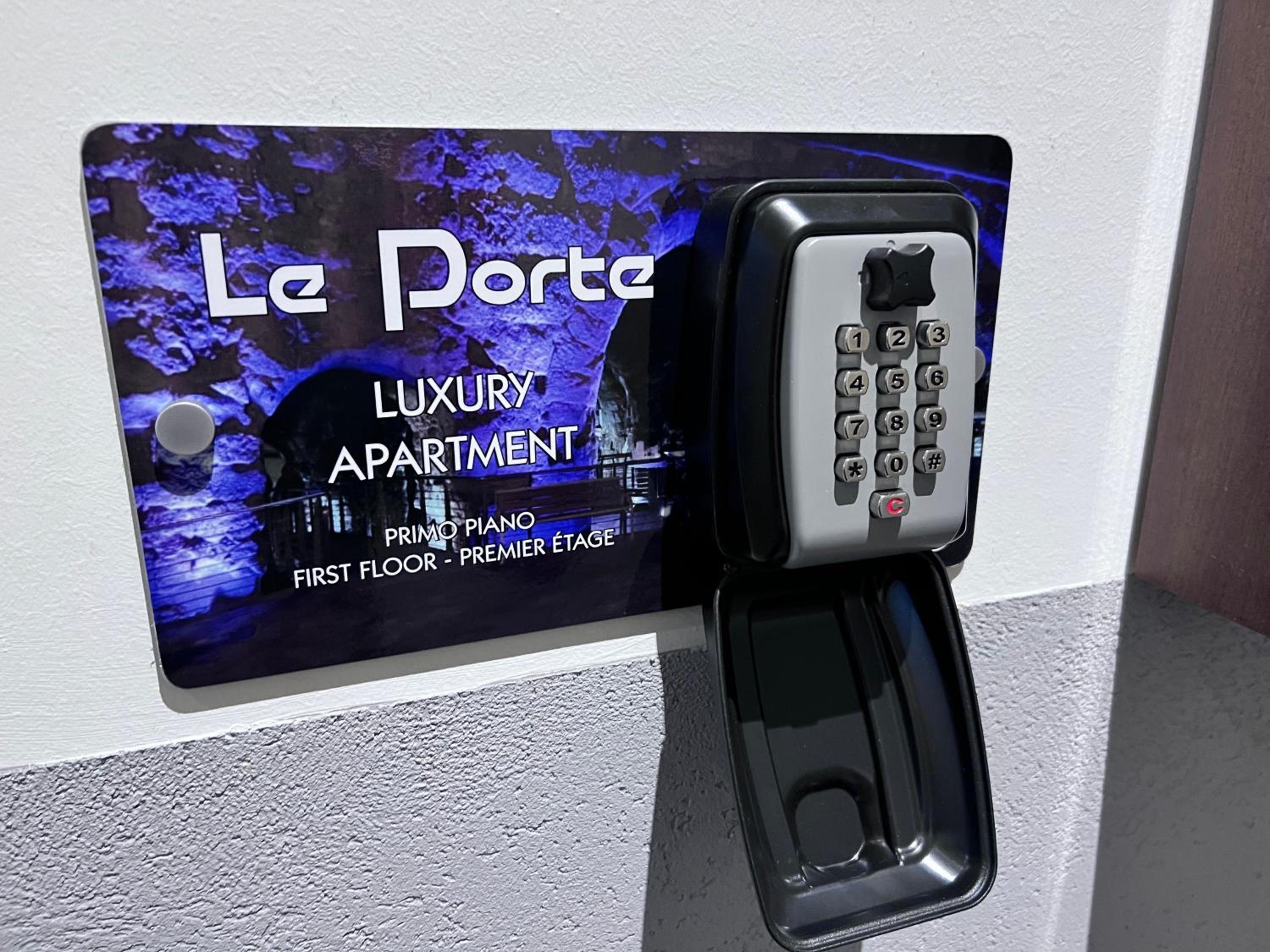 Le Porte luxury apartment