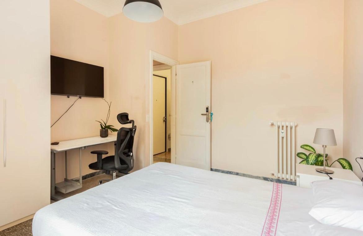 Roma private rooms