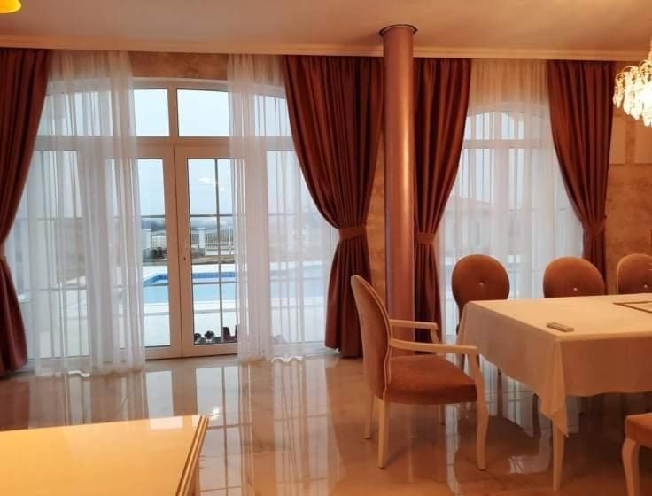 Diamond Villas
