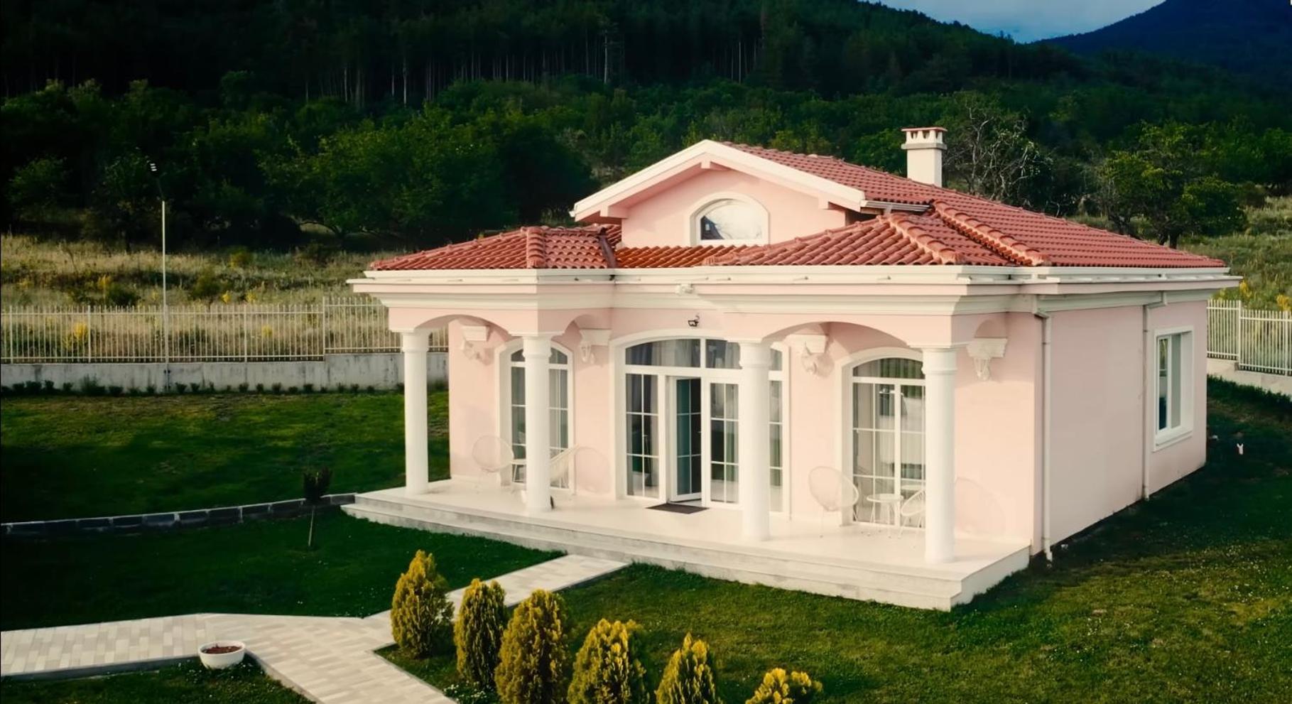 Diamond Villas