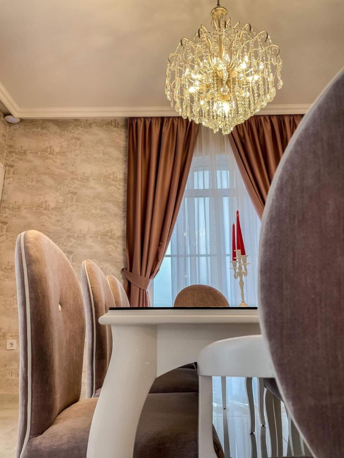 Diamond Villas