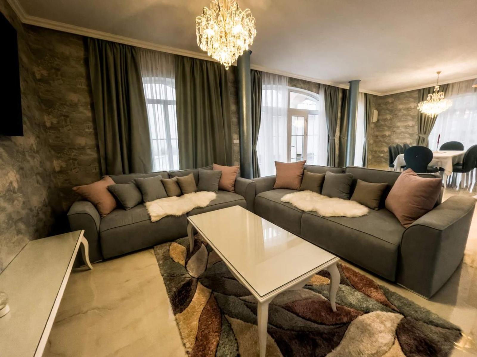 Diamond Villas