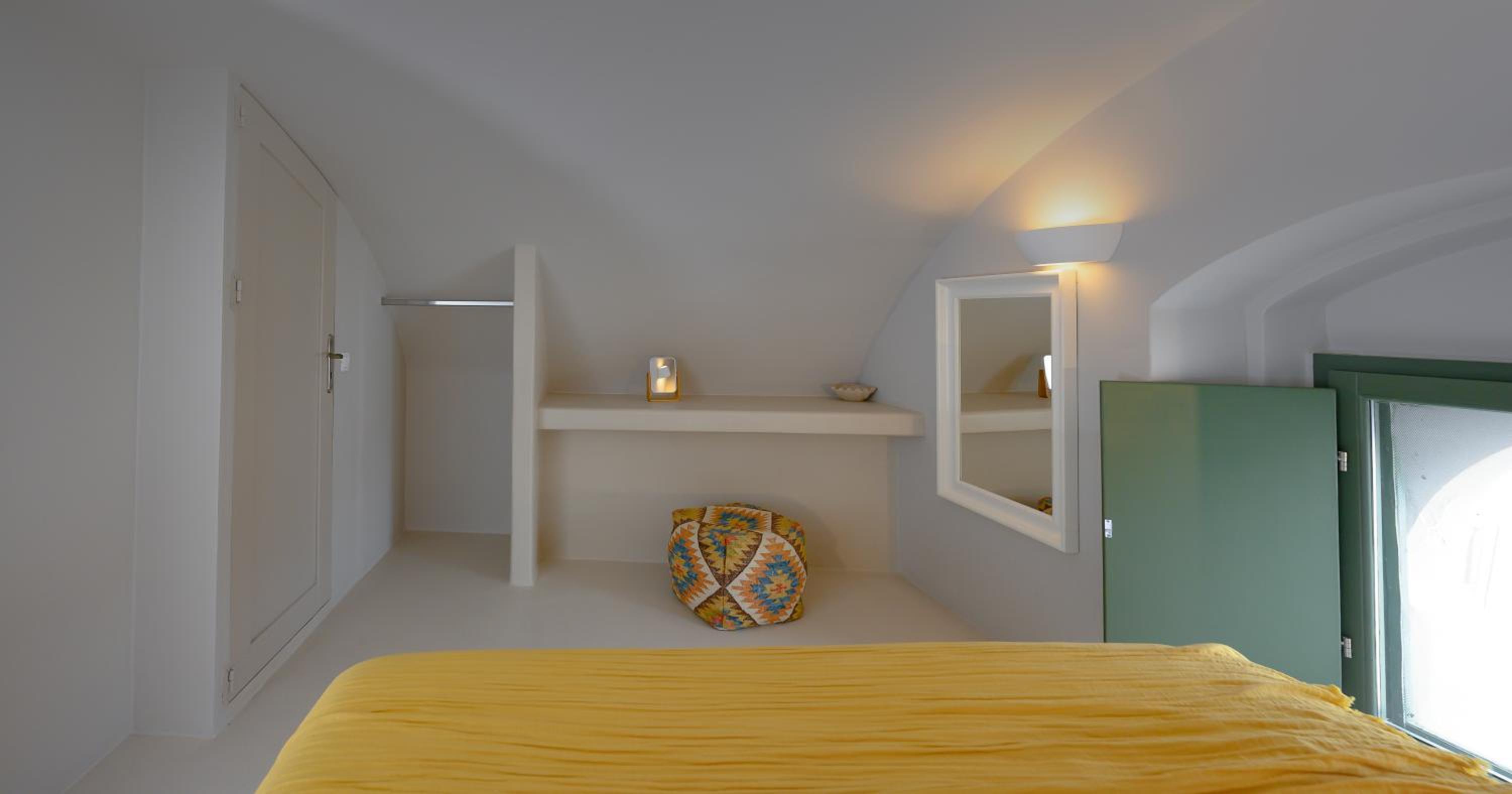 Elements Cave Suites