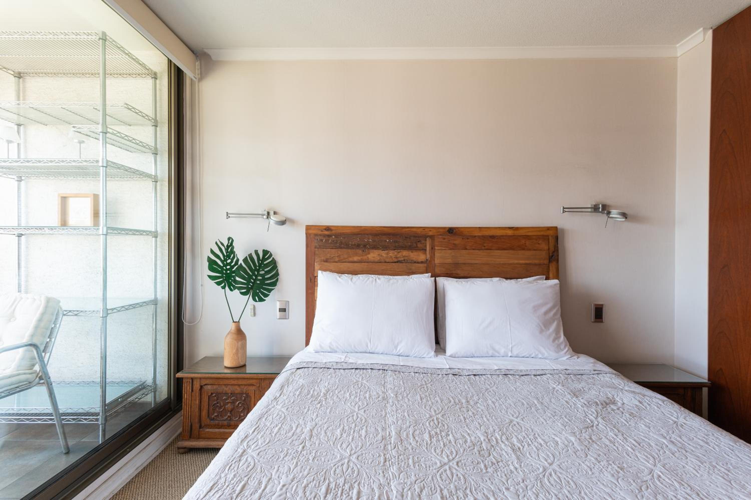 Century View 2B W/Balcony, View & Parking.