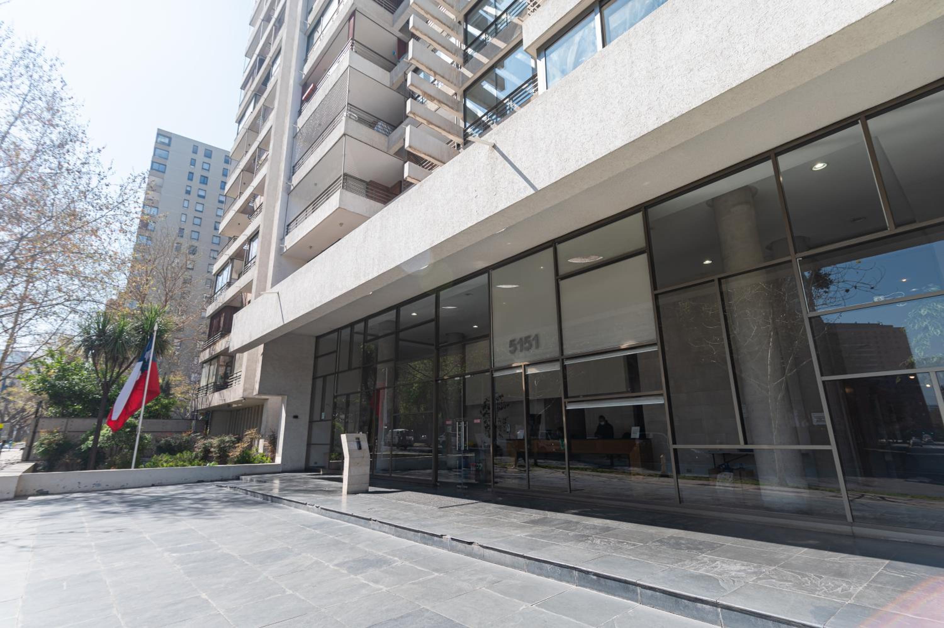 Century View 2B W/Balcony, View & Parking.