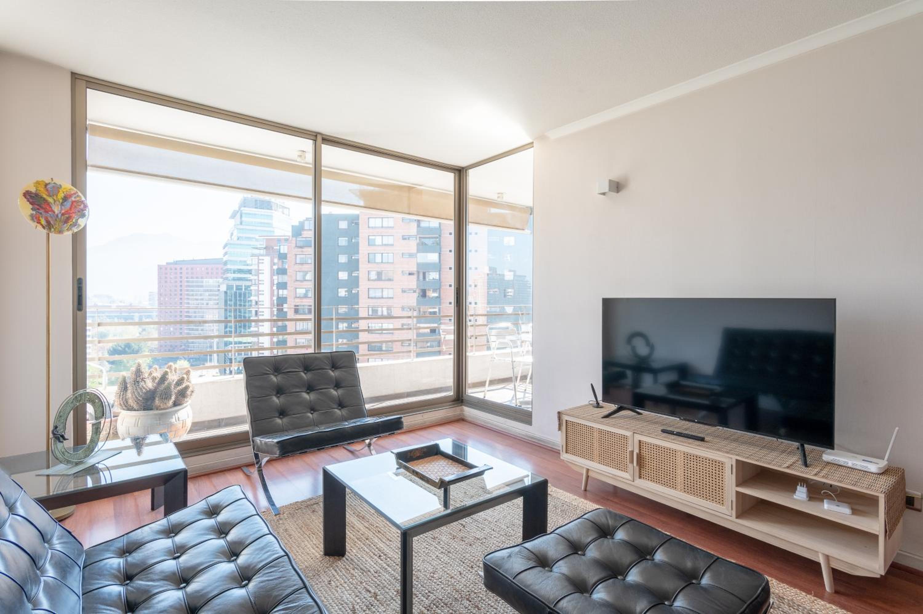 Century View 2B W/Balcony, View & Parking.