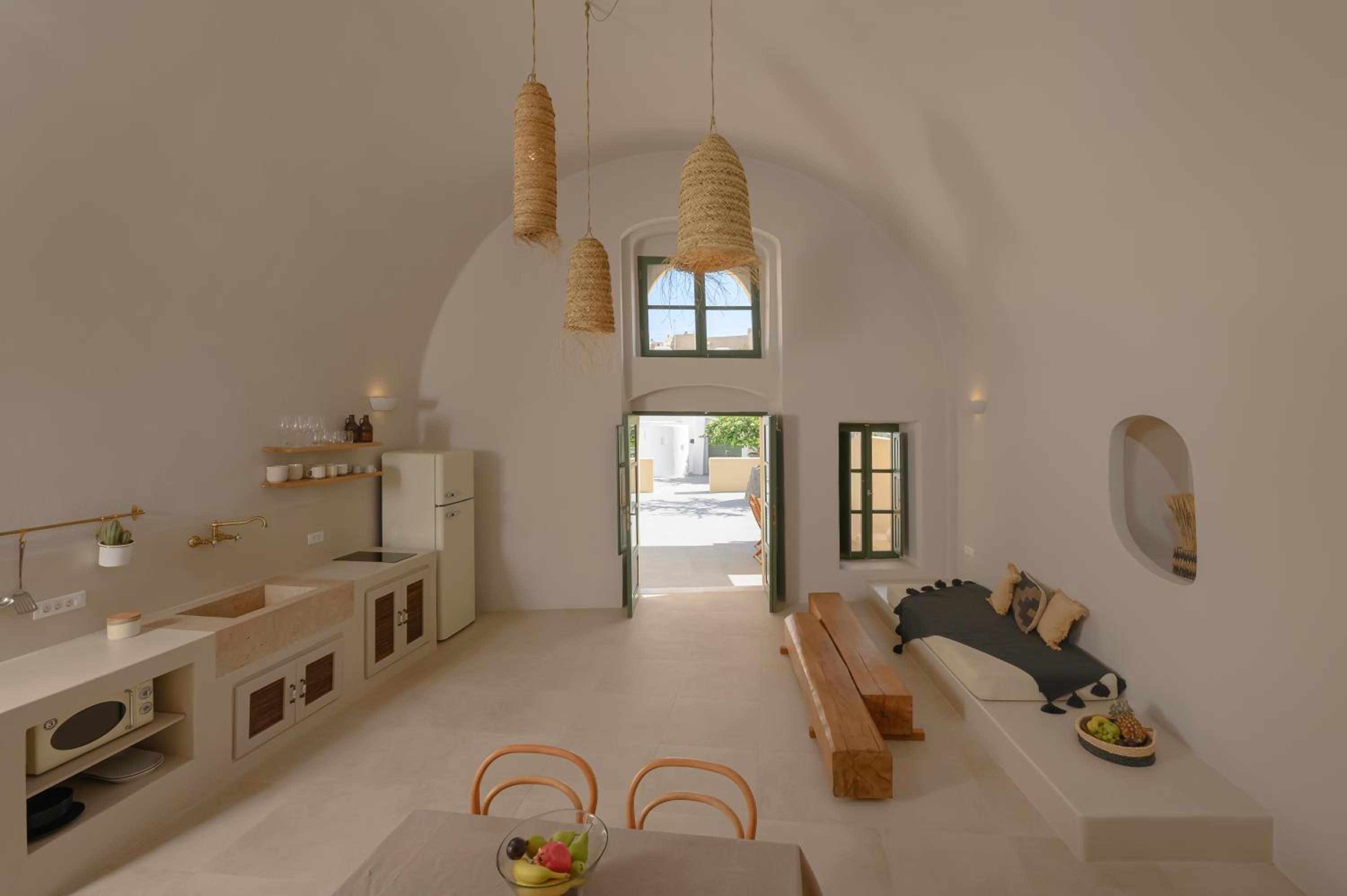 Elements Cave Suites