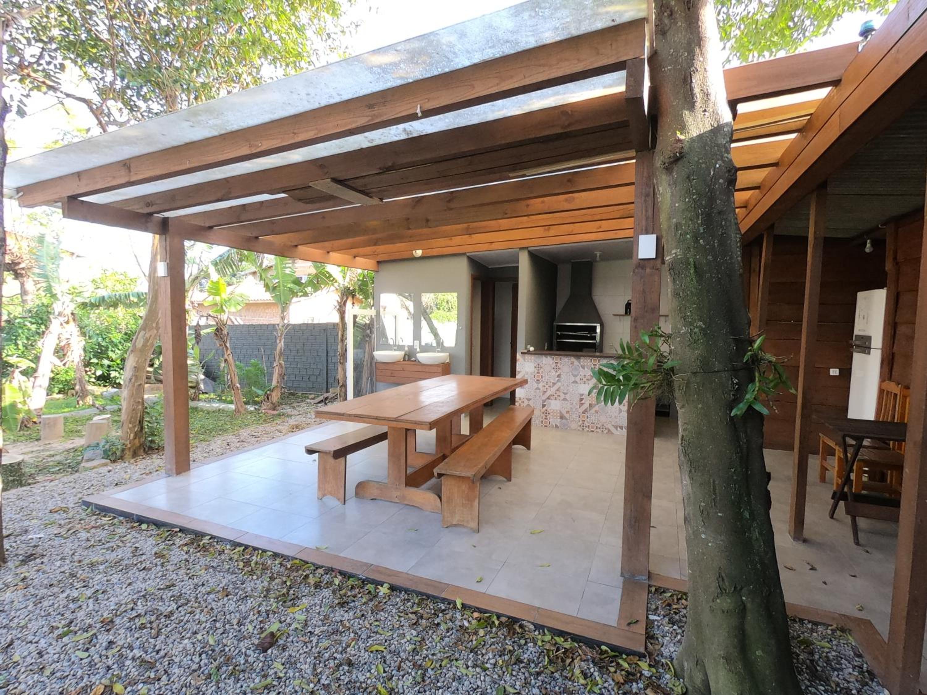 Rosa Surf Hostel & Food view 2