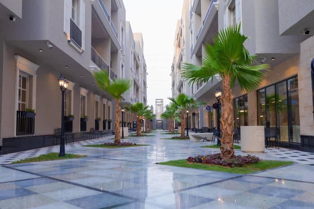 2BR Luxury Stay I 5 Min to Boulevard