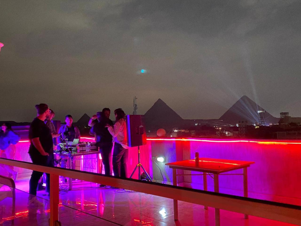 Khufu Pyramids Hotel
