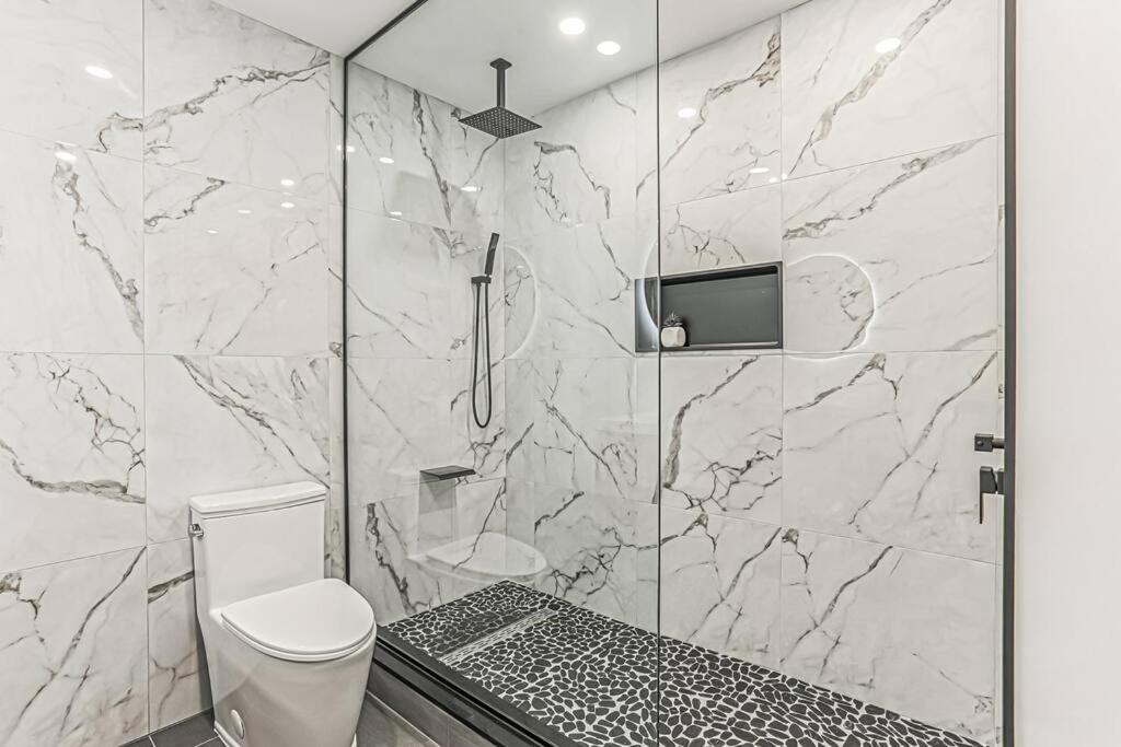 Cheerful 4 bedroom home with inground heated pool