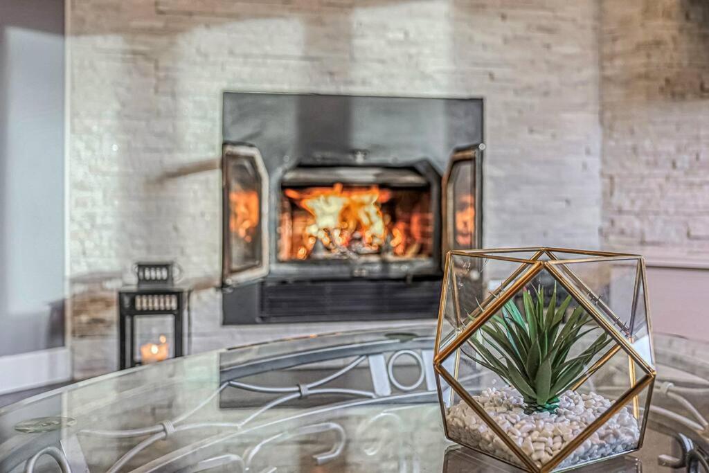Cheerful 4 bedroom home with inground heated pool