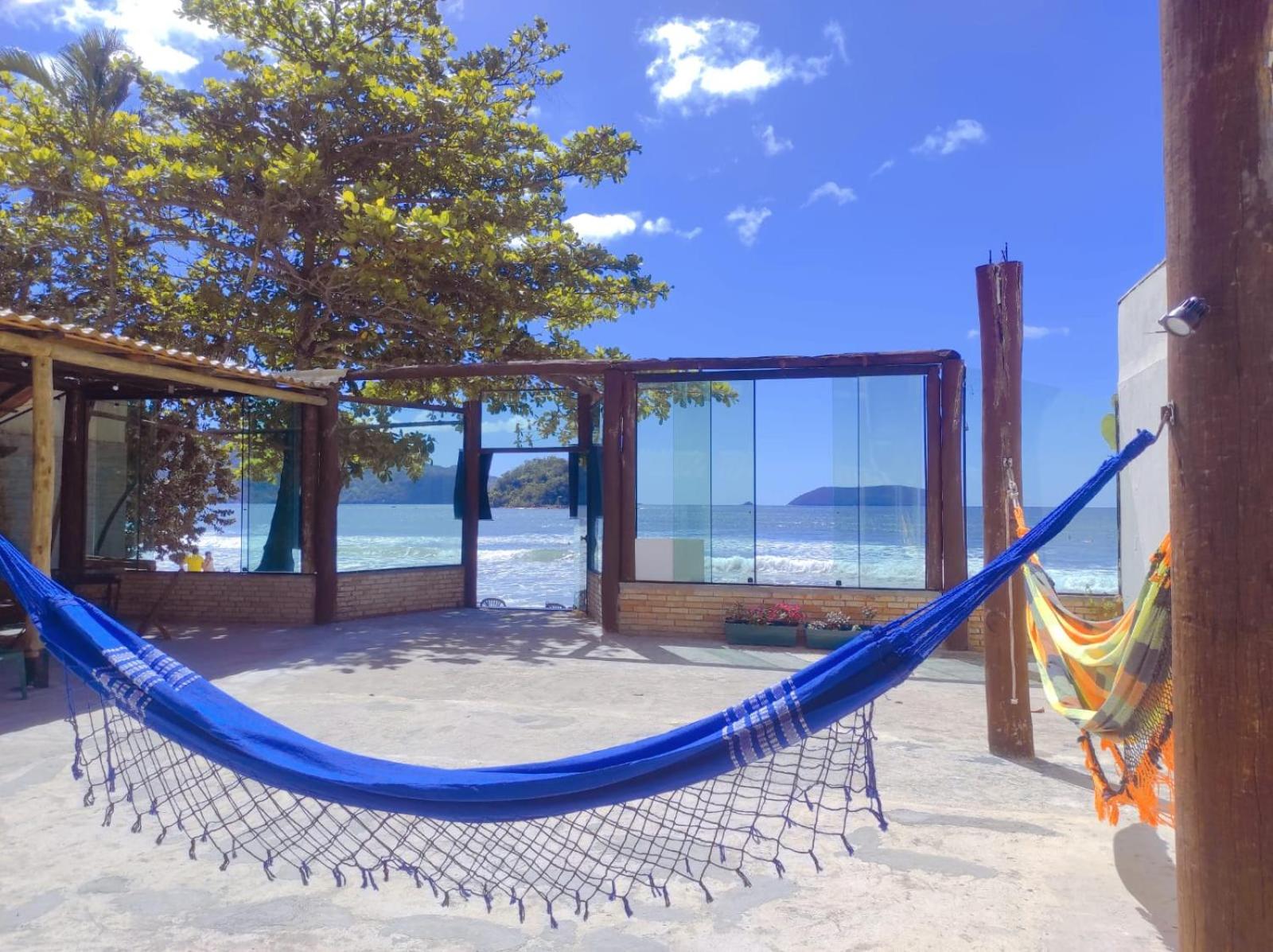 Pé na Areia Sapê