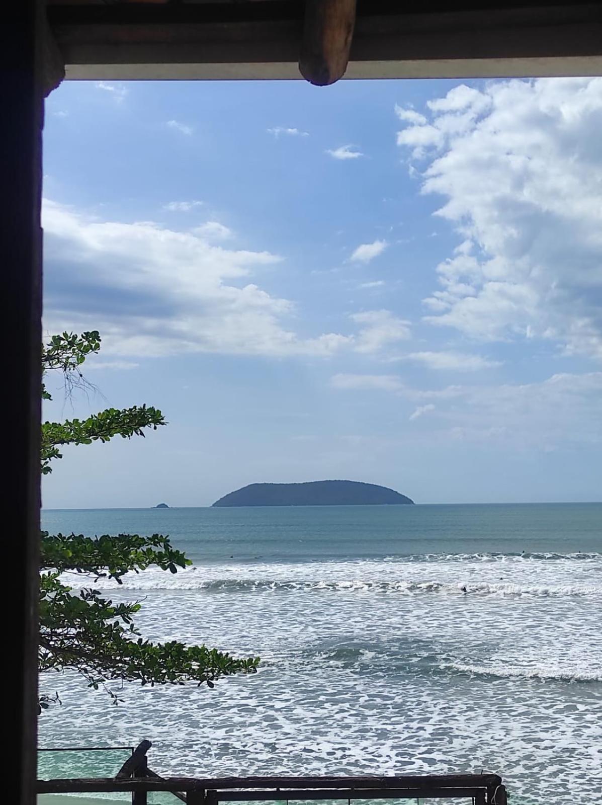 Pé na Areia Sapê