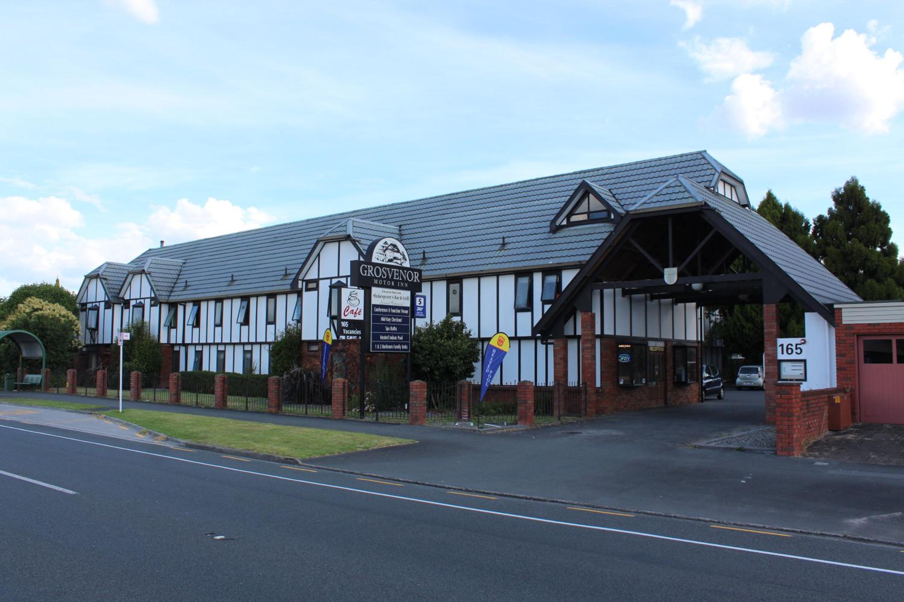 Grosvenor Motel