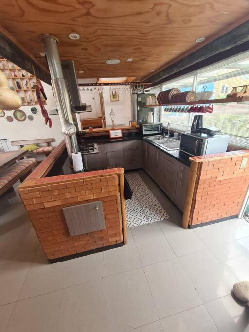 Gran casa en Totoralillo con vista al mar y más!
