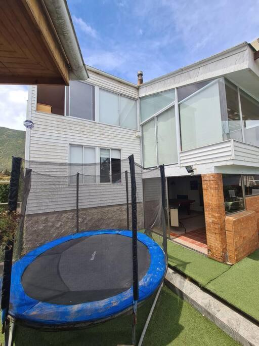 Gran casa en Totoralillo con vista al mar y más!