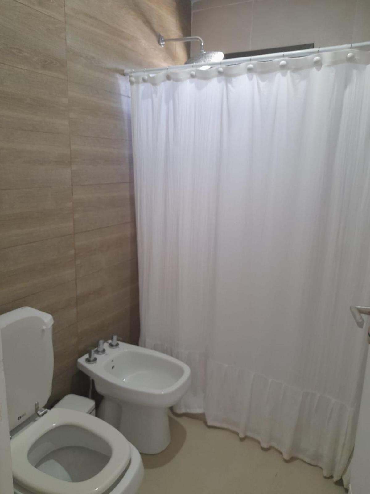 excelente casa con pileta