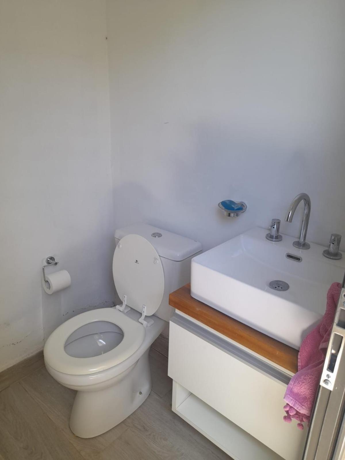 excelente casa con pileta