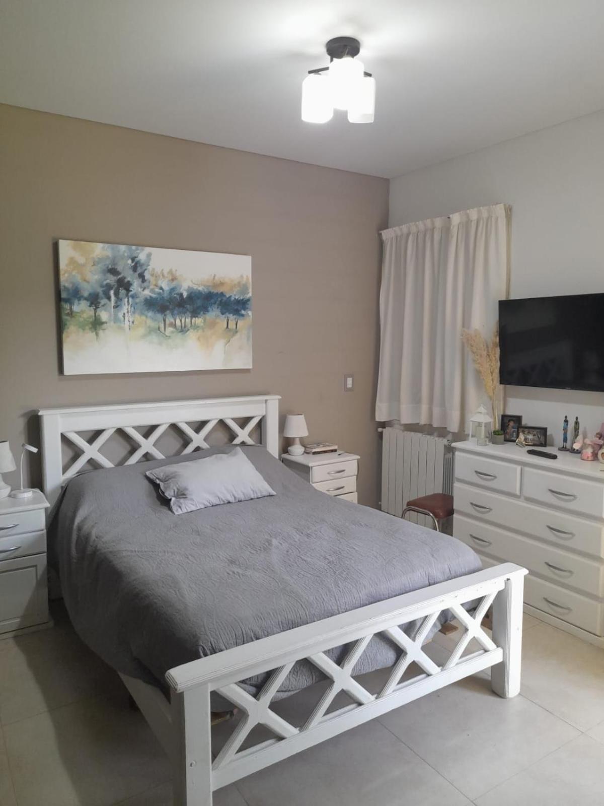 excelente casa con pileta