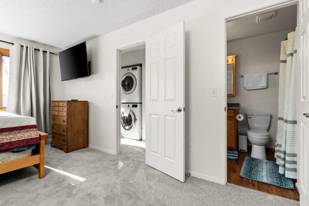 Moose Meadows- Near the airport, centrally located view 5