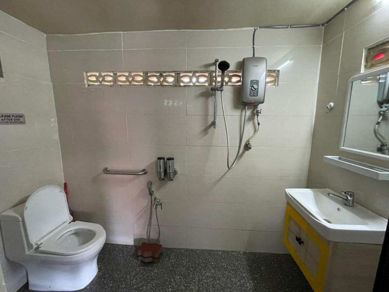 Photo 9