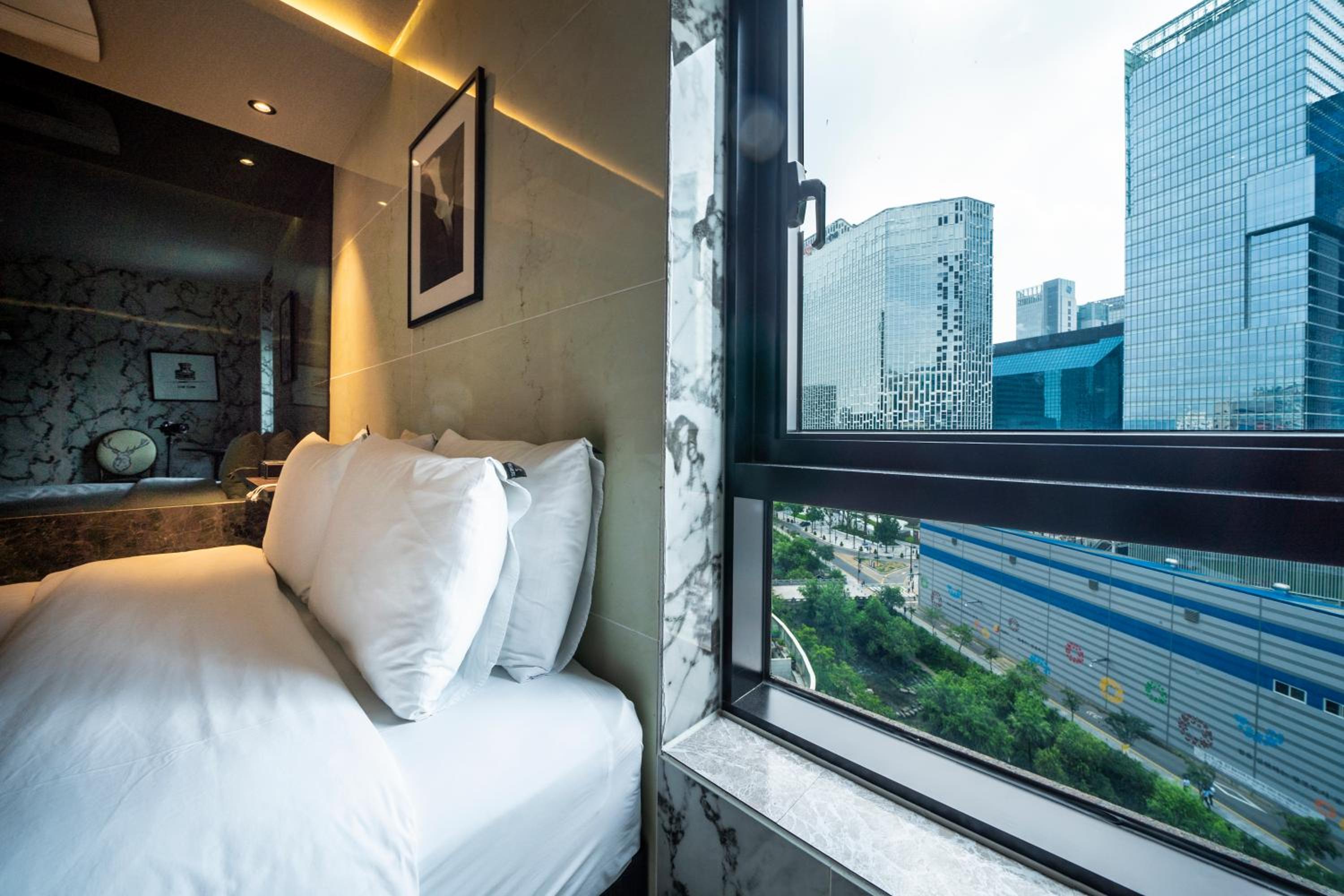 MG Hotel Jonggak 6